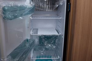 kjøleskap i en adria bobilutleie