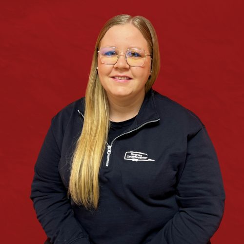 Ansatte-10-Mia hjemmeside - kontakt oss